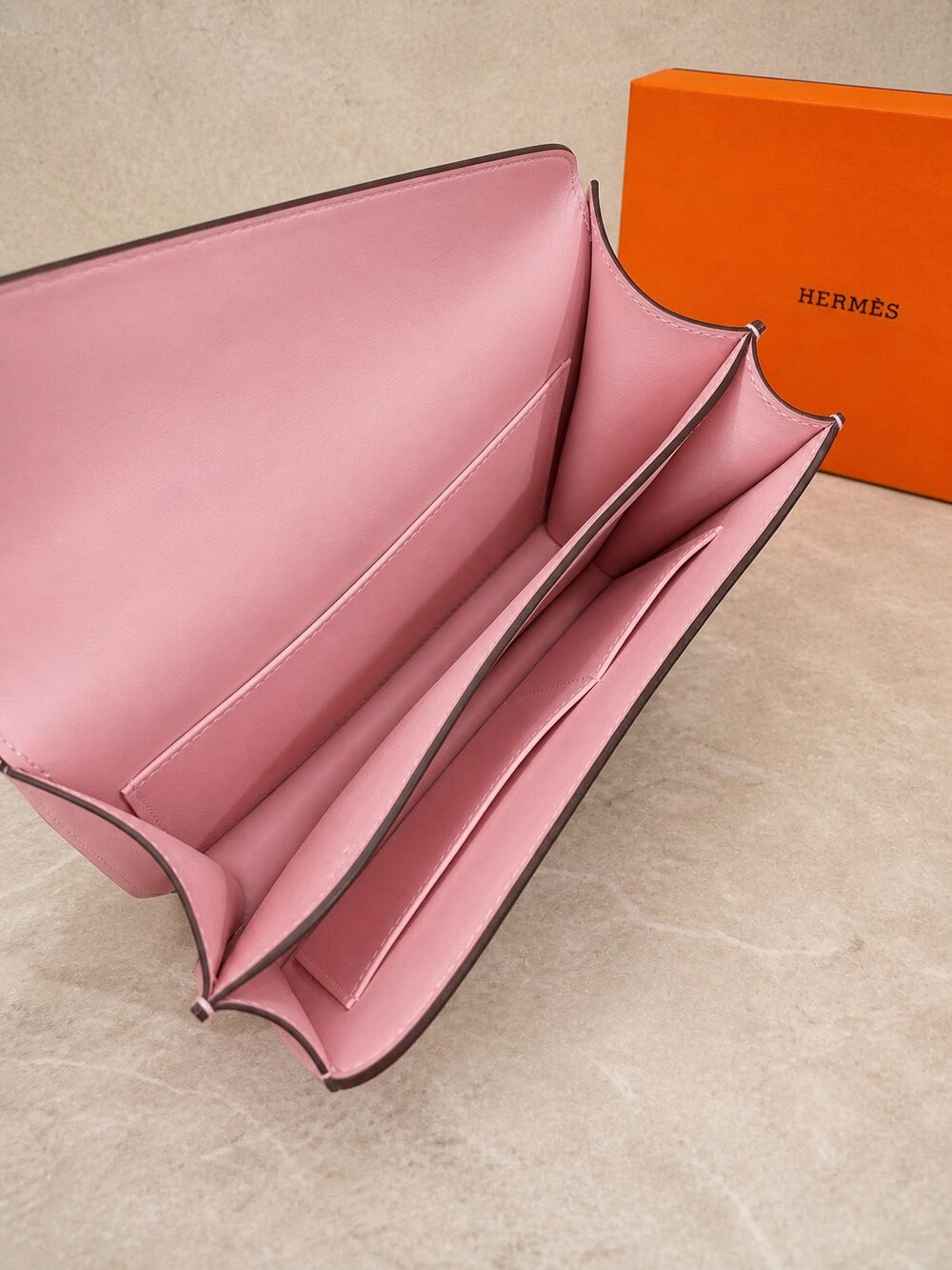Hermes Rose Sakura Swift Calfskin Constance Shoulder Bag - Picture 5 of 6